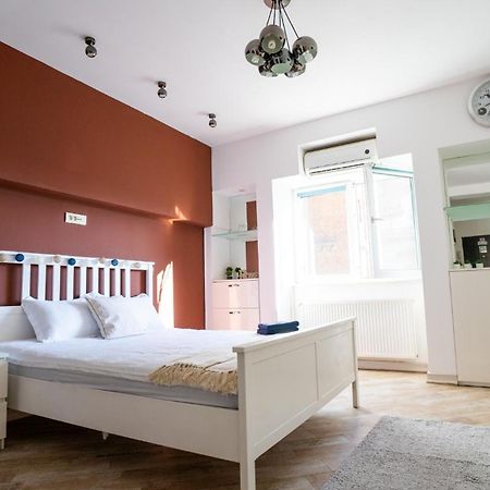 Cozy Studio Universitate Букурещ Екстериор снимка