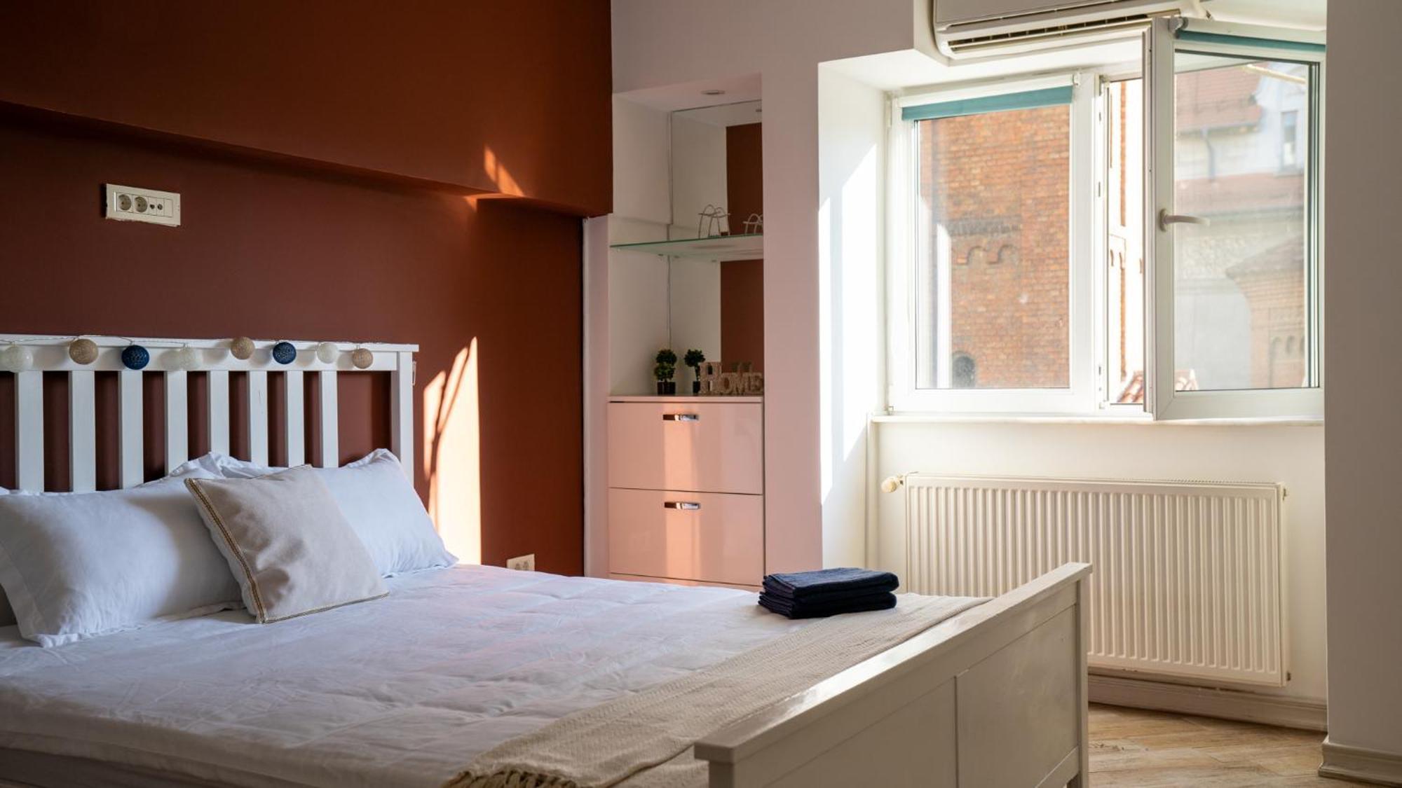 Cozy Studio Universitate Букурещ Екстериор снимка